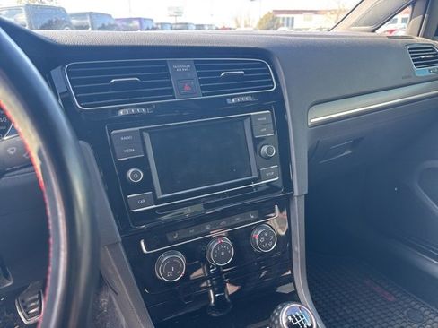 Used 2018 Volkswagen GTI S image 18