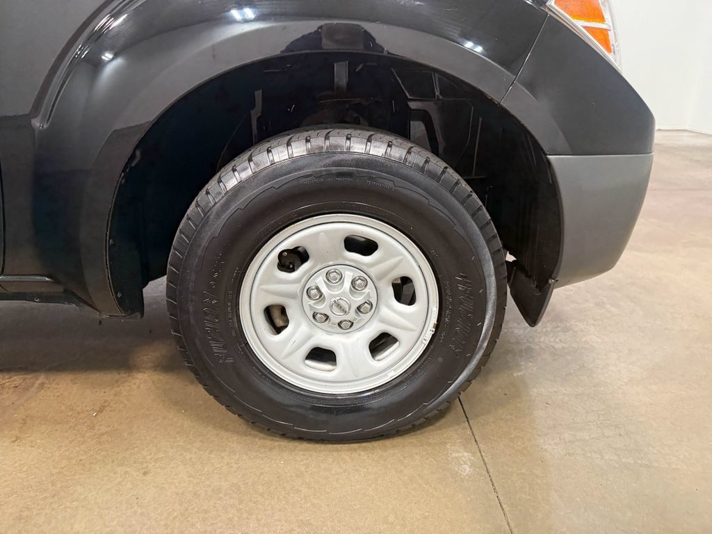 Used 2015 Nissan Frontier S RWD image 87