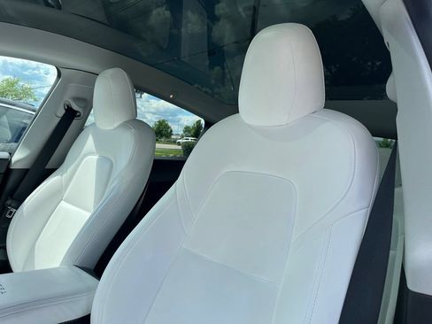 Used 2022 Tesla Model Y Performance AWD/4WD image 5