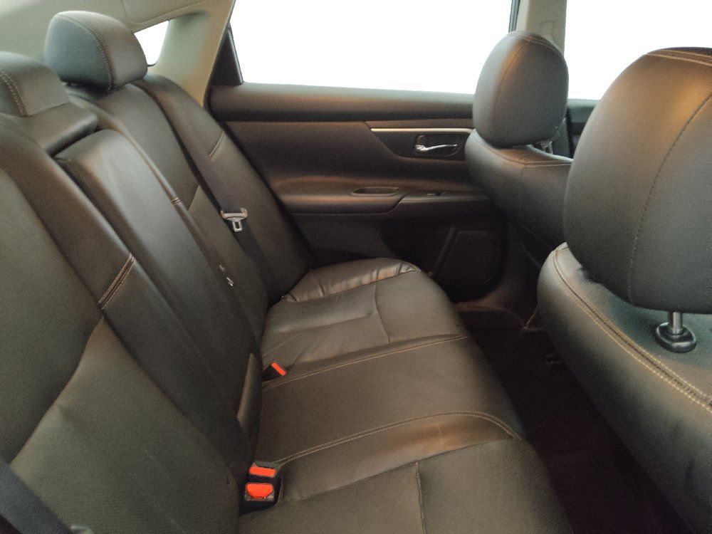 Used 2016 Nissan Altima 3.5 SL FWD image 19