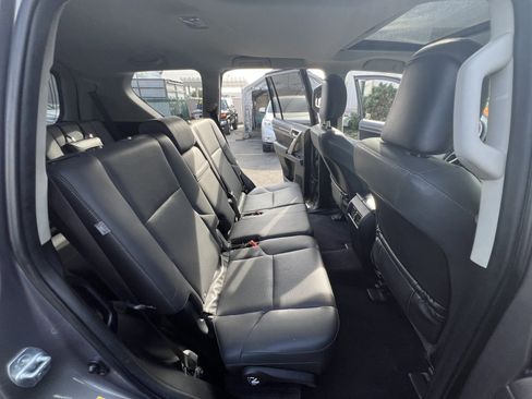 Used 2014 Lexus GX 460 image 31