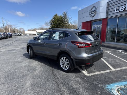 Used 2022 Nissan Rogue Sport SV image 10