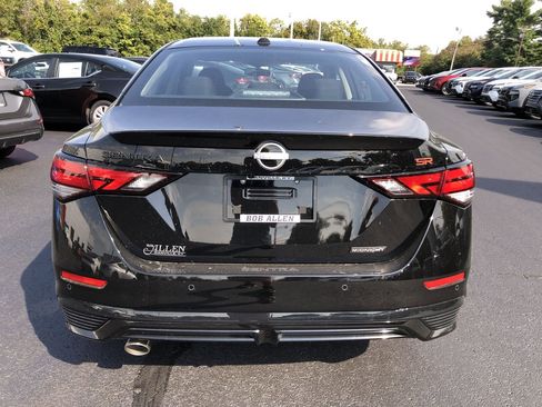 New 2025 Nissan Sentra SR w/ Midnight Edition image 19