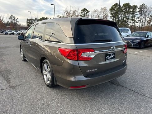 Used 2018 Honda Odyssey EX-L image 2