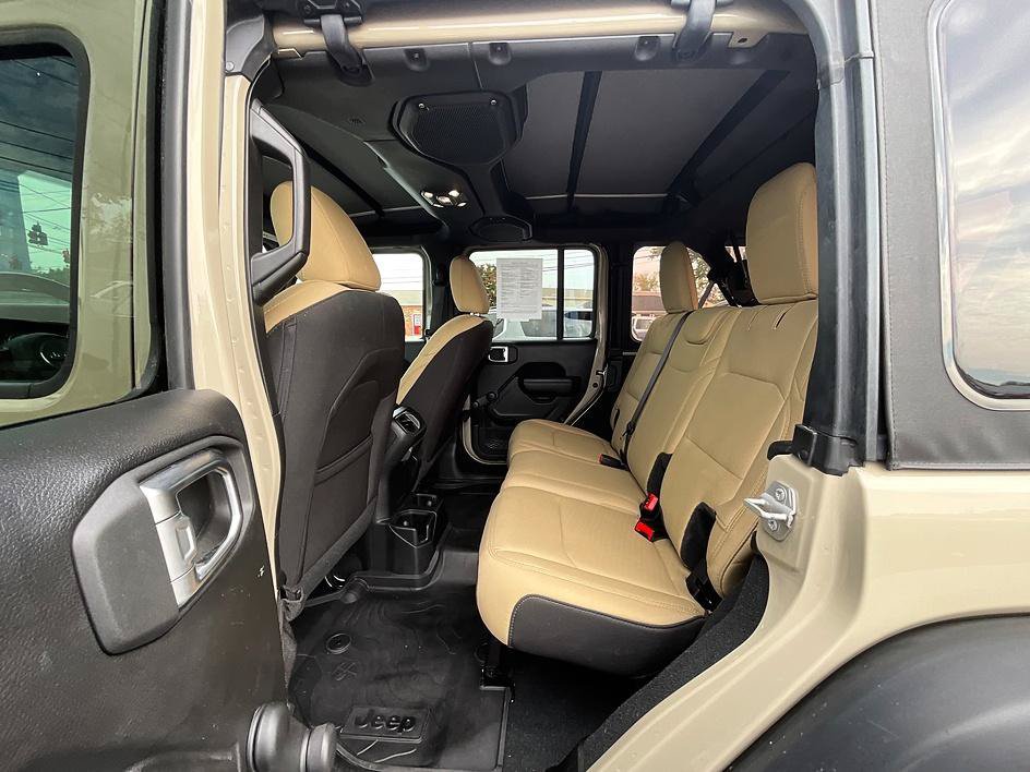 Used 2022 Jeep Wrangler Unlimited Sport AWD/4WD image 25