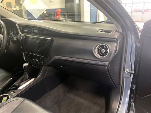 Used 2017 Toyota Corolla XSE w/ Carpet Mat Package (TMS) image 13
