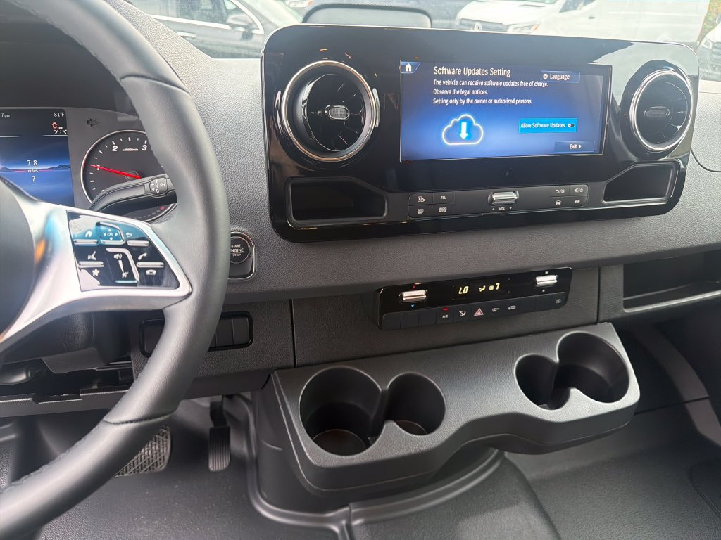 New 2026 Mercedes-Benz Sprinter 2500 image 19
