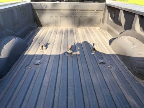 Used 2017 Ford F350 Platinum w/ Platinum Ultimate Package AWD/4WD image 16