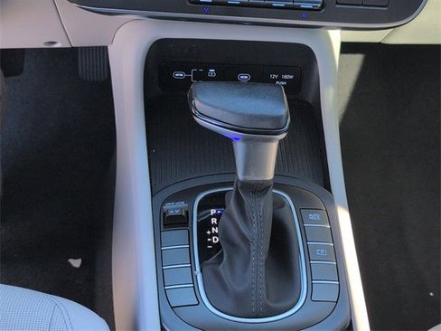 Used 2024 Hyundai Kona SEL image 21