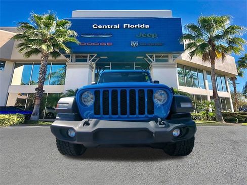 Used 2024 Jeep Wrangler Sport S image 3