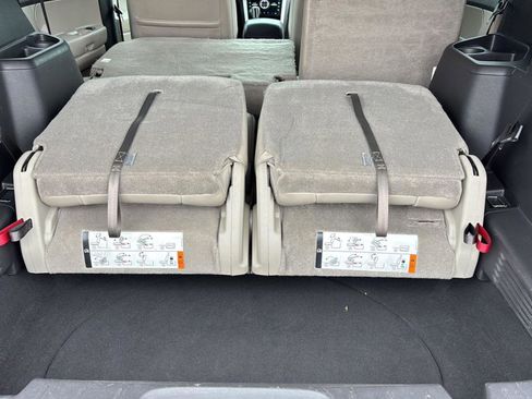 Used 2015 Ford Explorer Limited image 19