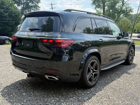 Used 2026 Mercedes-Benz GLS 450 4MATIC image 9