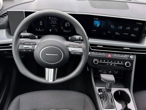 New 2026 Hyundai Sonata SE FWD image 17