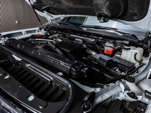 Used 2025 GMC Sierra 2500 Denali Ultimate image 39