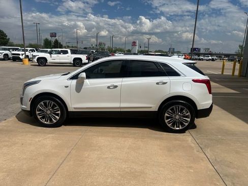 Used 2017 Cadillac XT5 Premium Luxury w/ Driver Assist Package image 2