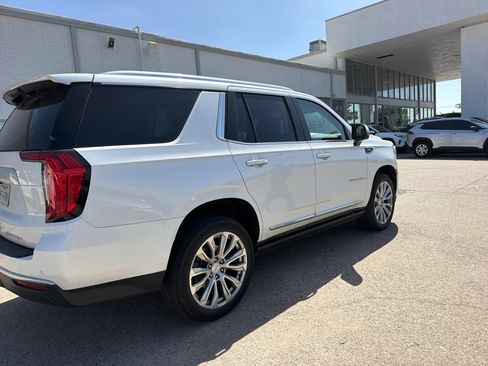Used 2022 GMC Yukon Denali AWD/4WD image 5