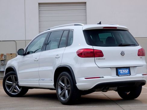 Used 2017 Volkswagen Tiguan Sport image 4