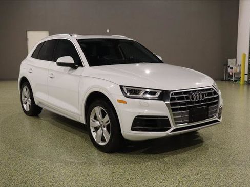 Used 2019 Audi Q5 2.0T Premium Plus w/ Premium Plus Package AWD/4WD image 1