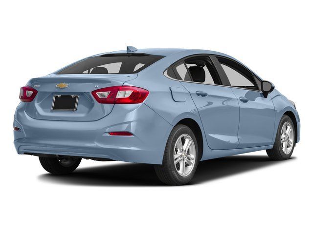 Used 2017 Chevrolet Cruze LT w/ Convenience Package FWD image 2