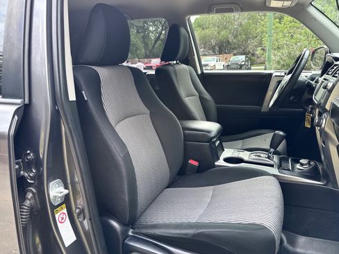 Used 2018 Toyota 4Runner SR5 image 31