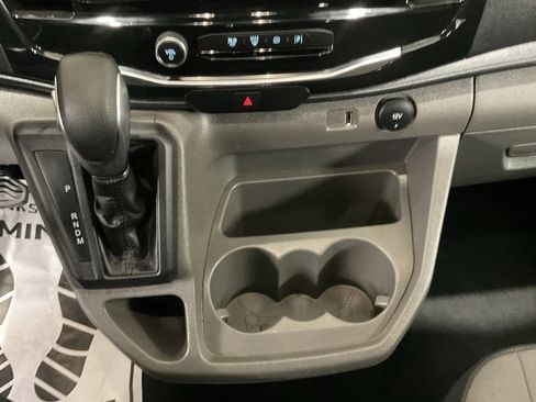 Used 2023 Ford Transit 350 XLT image 19