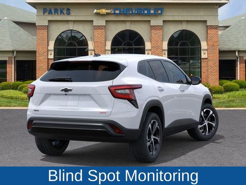New 2026 Chevrolet Trax RS w/ Sunroof Package image 5