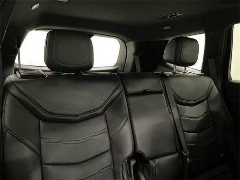 Certified 2025 Cadillac XT6 Premium Luxury w/ Platinum Package image 25