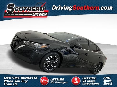 Used 2025 Nissan Sentra SV FWD image 1