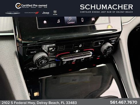 Used 2023 Jeep Grand Cherokee L Laredo w/ Luxury Tech Group I AWD/4WD image 20