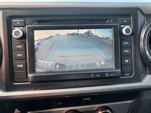 Used 2016 Toyota Tacoma SR5 w/ Towing Package RWD image 35