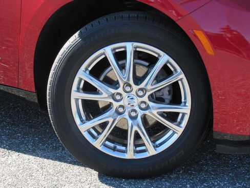 Used 2023 Buick Enclave Premium image 5