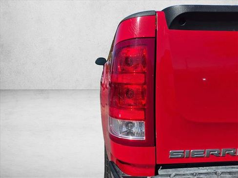 Used 2012 GMC Sierra 1500 SLE w/ Texas Edition RWD image 12