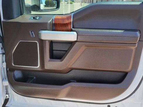 Used 2017 Ford F350 King Ranch w/ King Ranch Ultimate Package AWD/4WD image 18