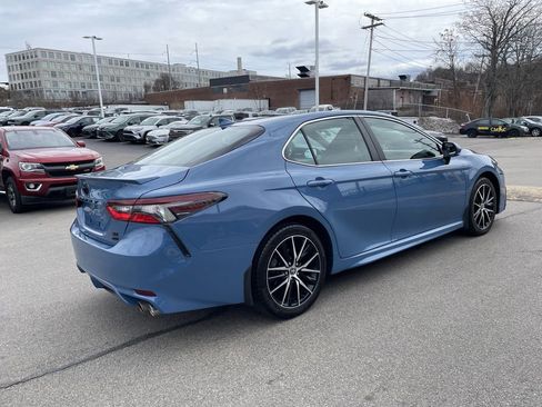 Used 2023 Toyota Camry SE w/ Cold Weather Package image 8