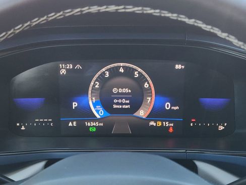 Used 2023 Volkswagen Taos SE w/ Panoramic Sunroof Package image 19