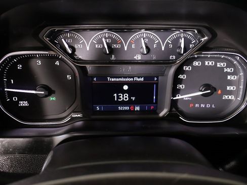 Used 2022 GMC Sierra 2500 AT4 w/ AT4 Preferred Package image 4