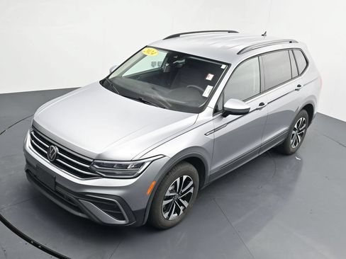 Used 2024 Volkswagen Tiguan S FWD image 26