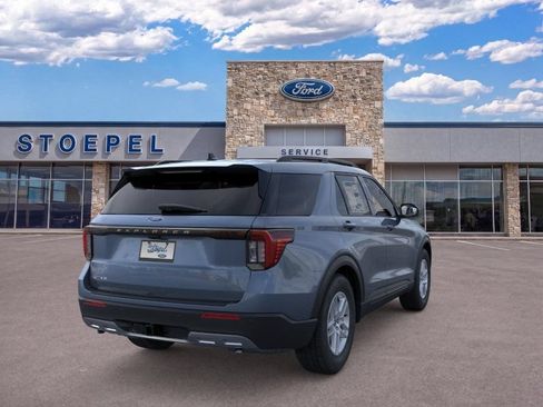 New 2026 Ford Explorer Active w/ Active Comfort Package RWD image 8