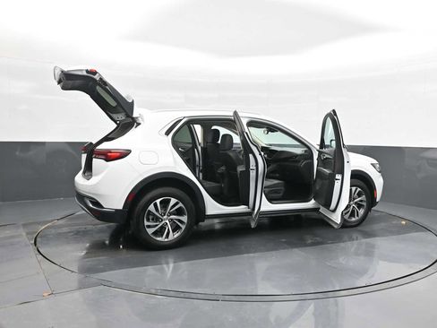 Used 2023 Buick Envision Essence image 39