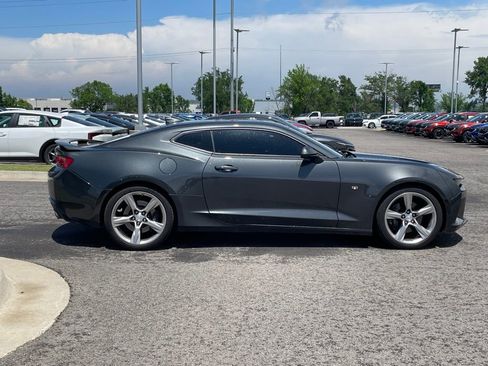 Used 2018 Chevrolet Camaro SS RWD image 8