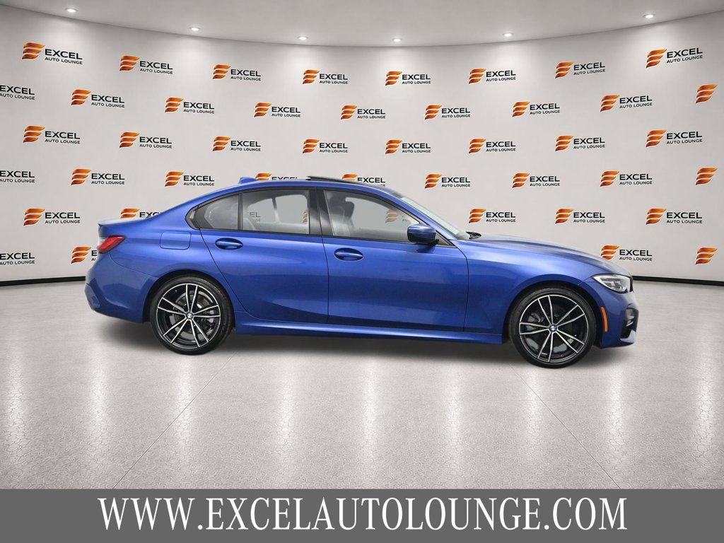 Used 2020 BMW 330i xDrive Sedan w/ M Sport Package AWD/4WD image 6