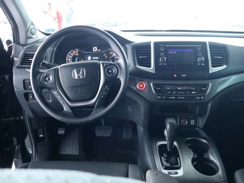 Used 2019 Honda Ridgeline Sport image 17