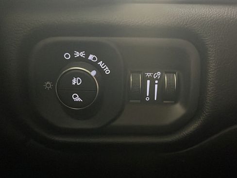 Used 2021 RAM 2500 Laramie w/ Night Edition AWD/4WD image 31