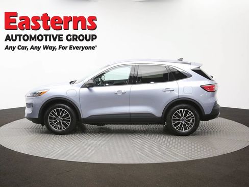 Used 2022 Ford Escape SE w/ Convenience Package FWD image 61