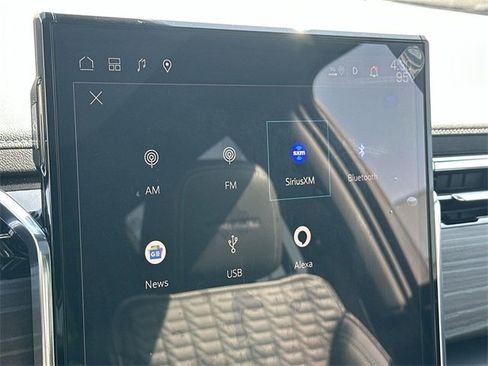 Used 2025 GMC Sierra EV Denali image 12