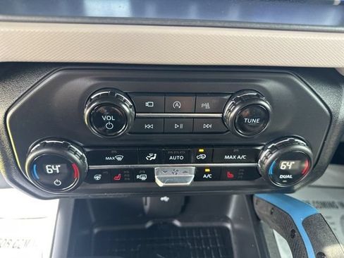 Used 2024 Ford Bronco Wildtrak AWD/4WD image 29