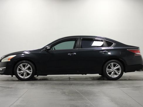 Used 2015 Nissan Altima 2.5 SL w/ Technology Package FWD image 7