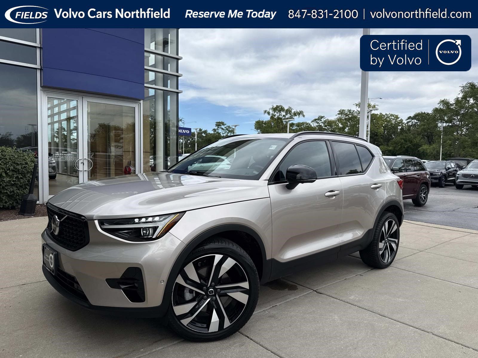 Certified 2024 Volvo XC40 B5 Plus w/ Protection Package Premier AWD/4WD image 1