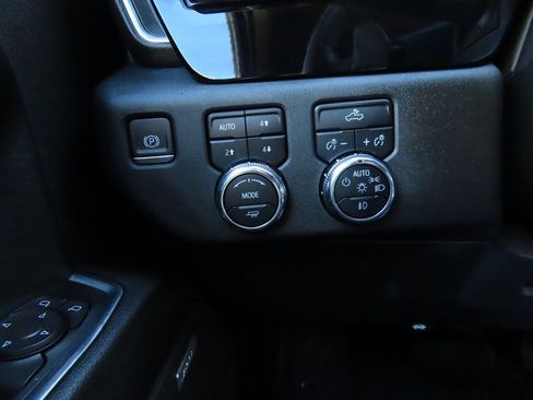 Used 2023 GMC Sierra 1500 Elevation w/ Preferred Package image 34