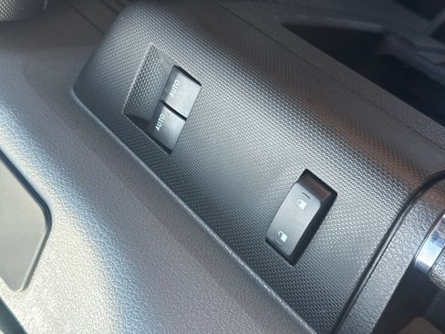 Used 2015 Ford F250 XL w/ XL Appearance Package RWD image 18